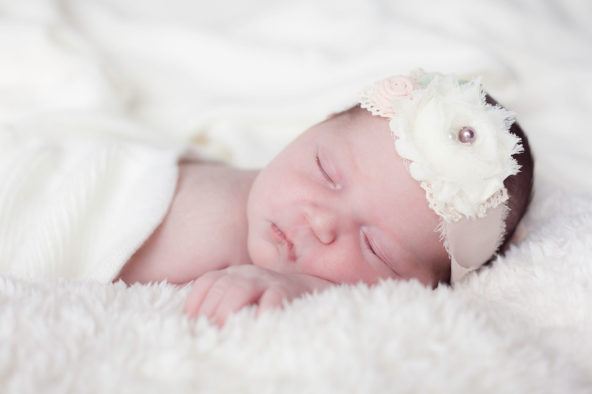 manuela-lovo-fotografa-borgomanero-newborn
